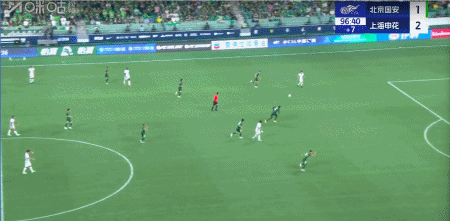 Yu Hanchao打進一個進球 Shenhua 3-1 Guoan