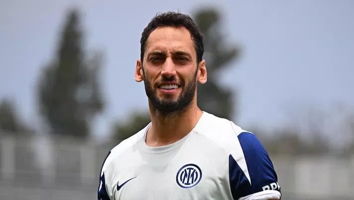 Türkiye的著名記者：Cialhanoglu將要求Inter Milan降低價格