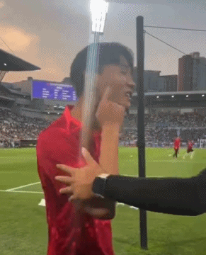 1752936398315_42fec1afec12f1a7109e5a665802ac90.gif